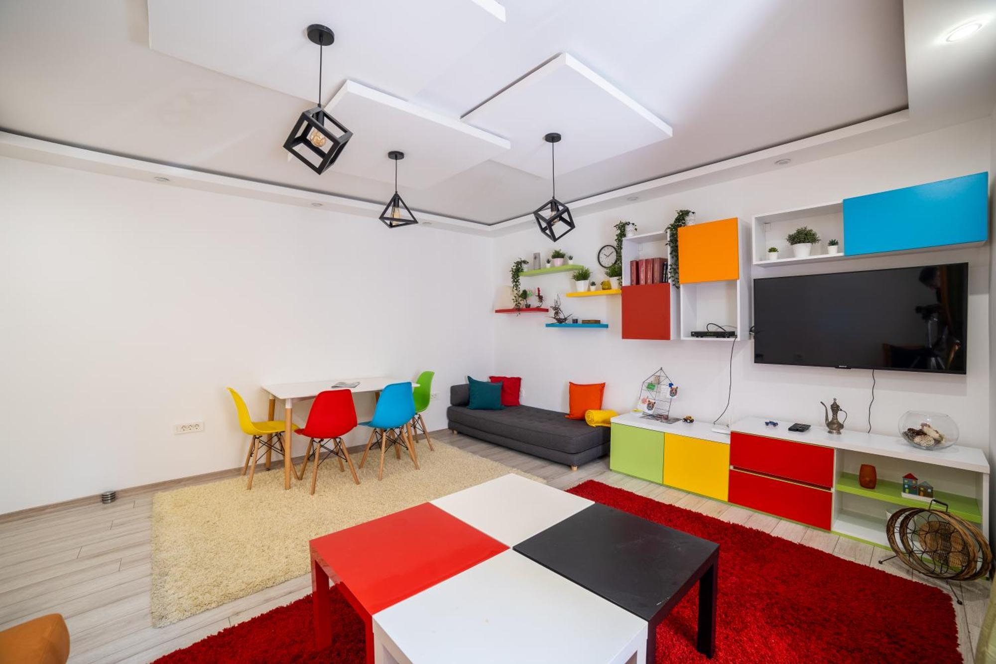 Old Town Colorful Two-bedroom *